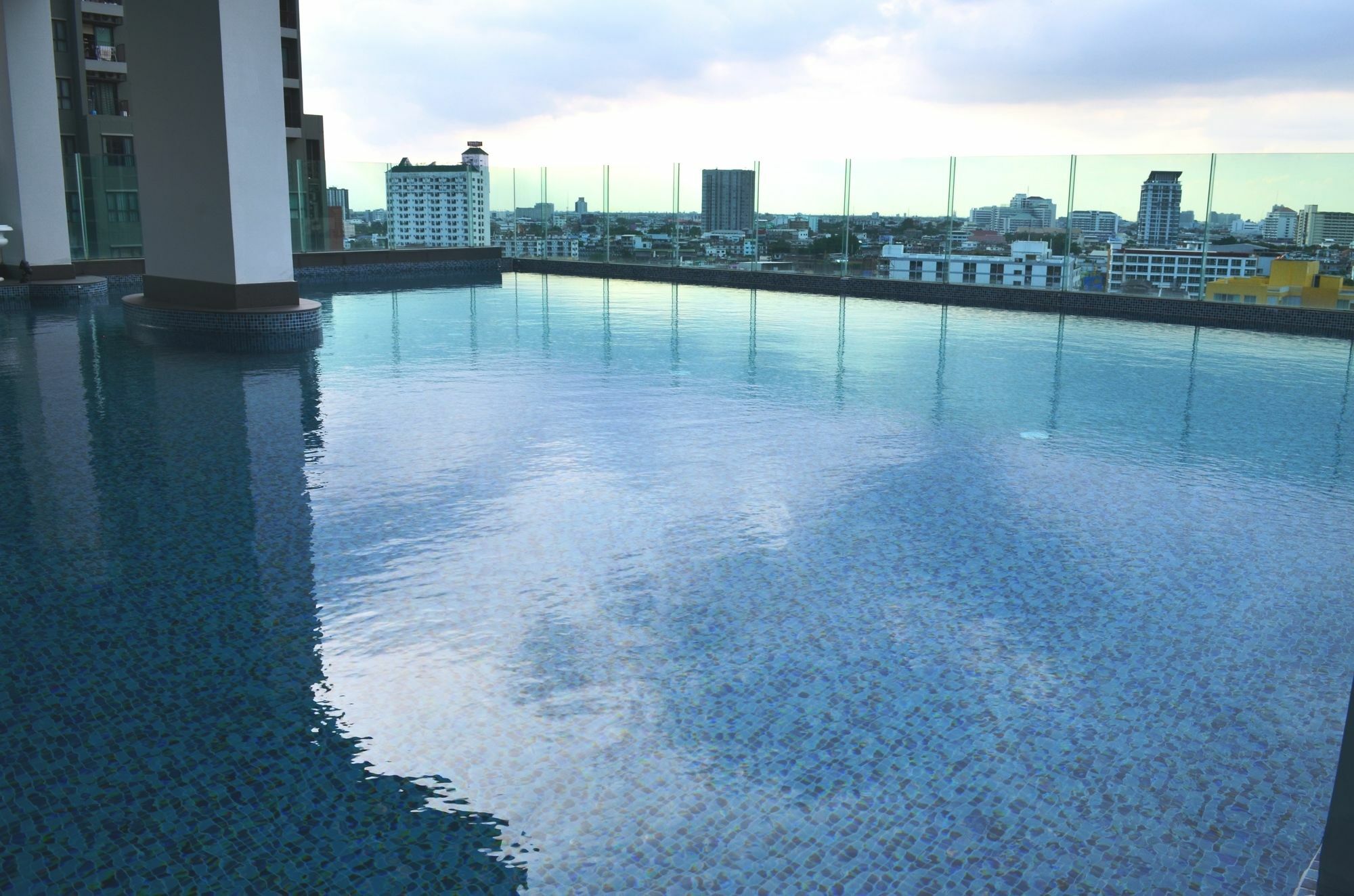 Wooden Suites Bangkok Zewnętrze zdjęcie